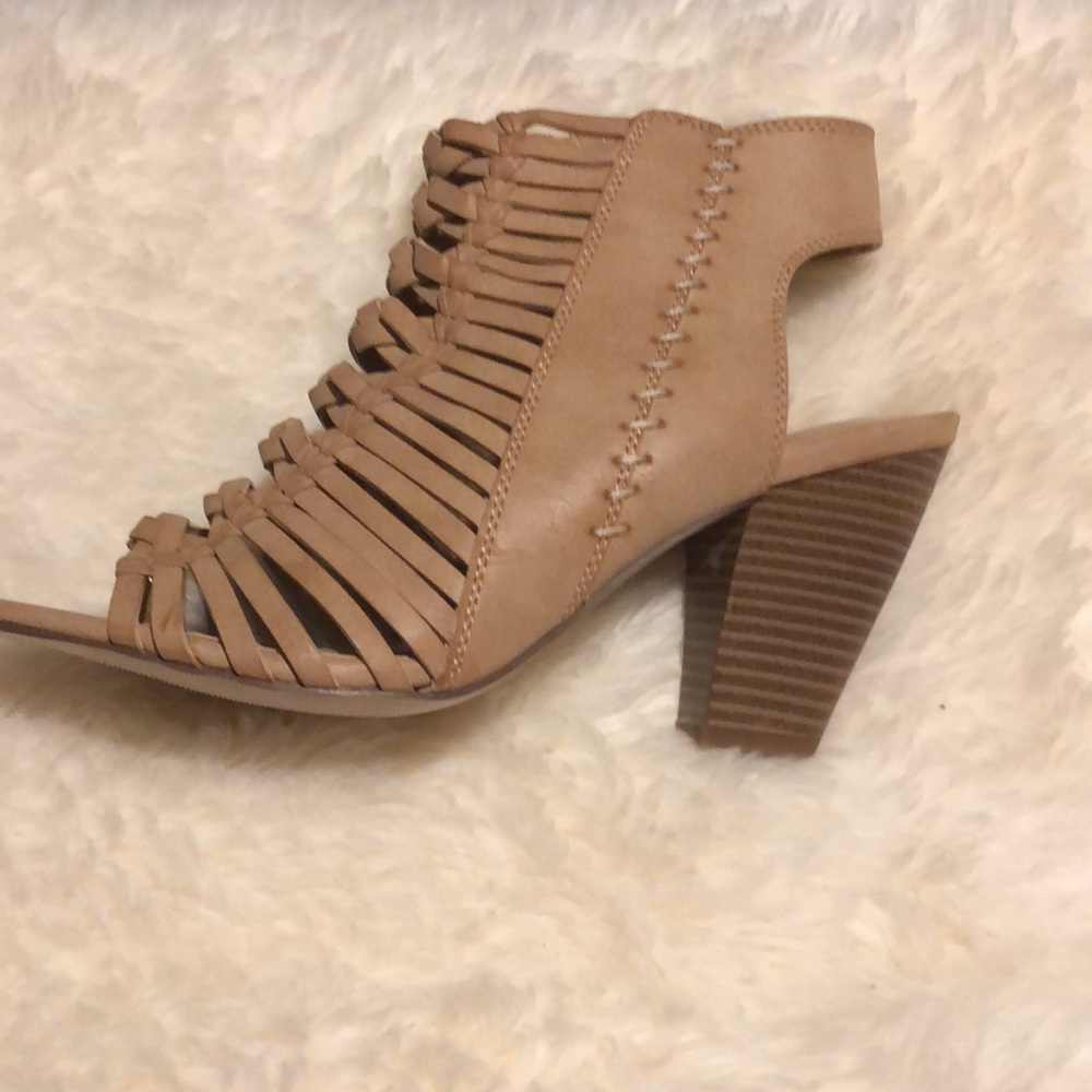 Open toe booties - Picture 6 of 6
